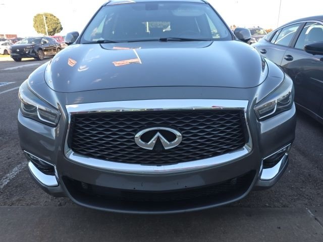 Used 2018 Gray INFINITI Base image 2