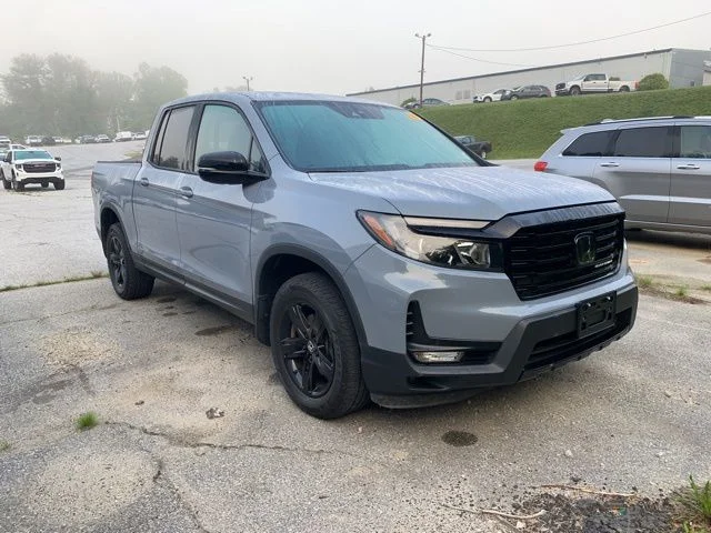 Used 2023 Gray Honda Black Edition image 2