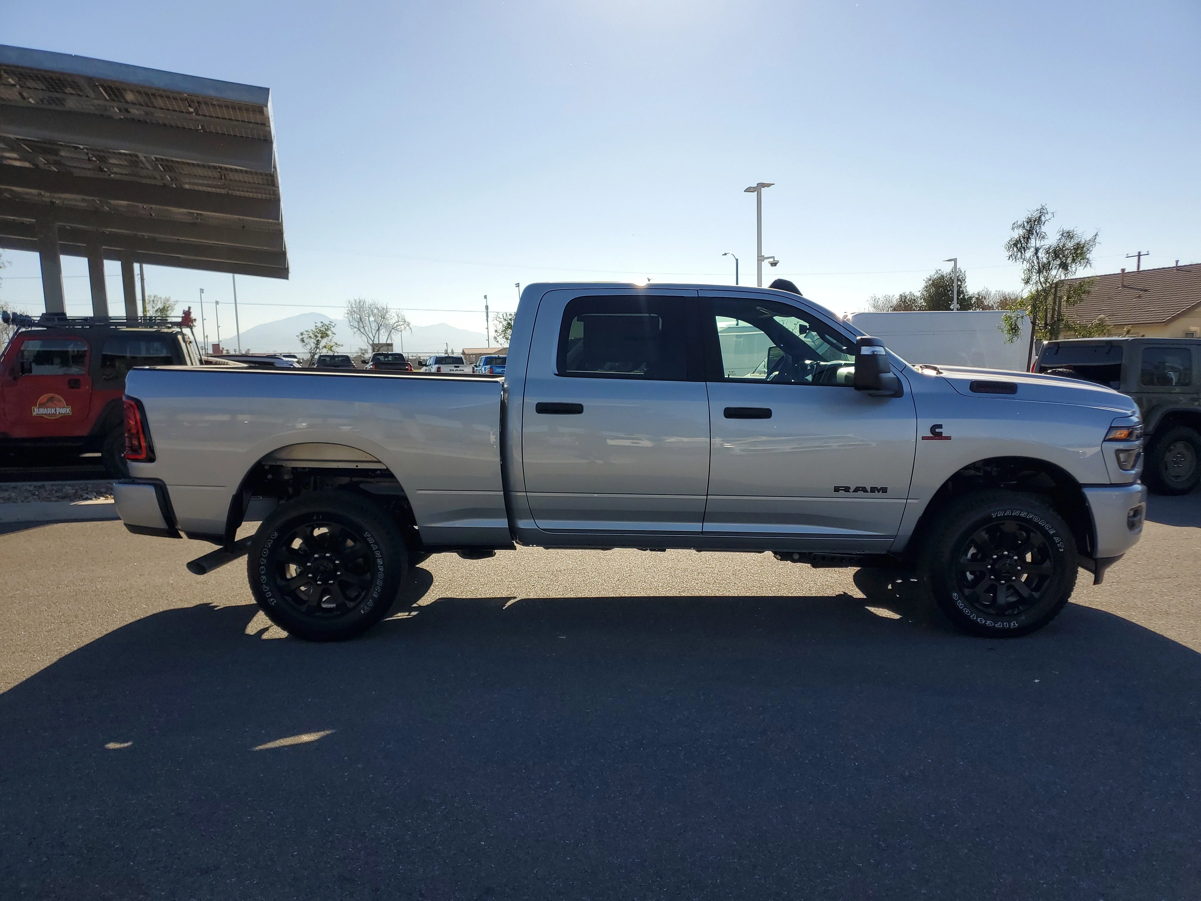 New 2026 Silver-Zynith Exterior Paint RAM Big Horn image 7