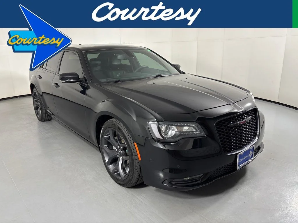 2023 Chrysler 300 S