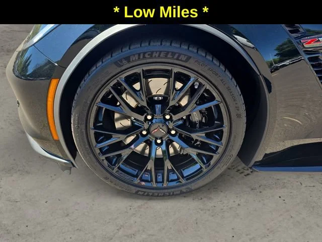 Used 2019 BLACK Chevrolet Z06 2LZ image 9