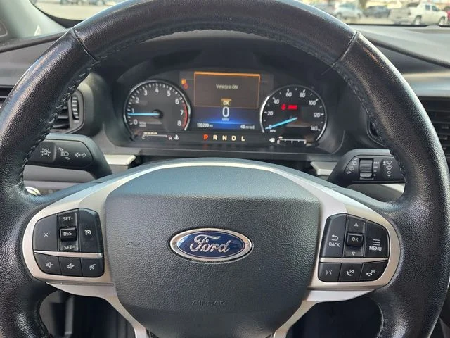Used 2022 Silver Ford XLT image 24
