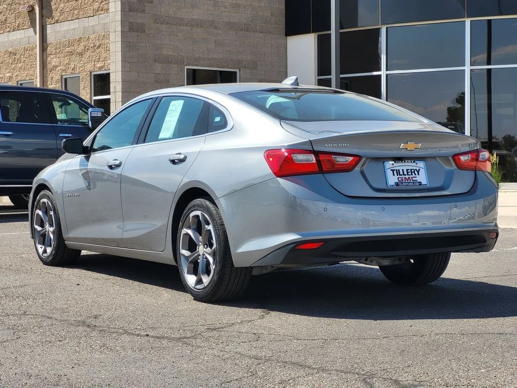 Used 2024 Sterling Gray Metallic Chevrolet 1LT image 5