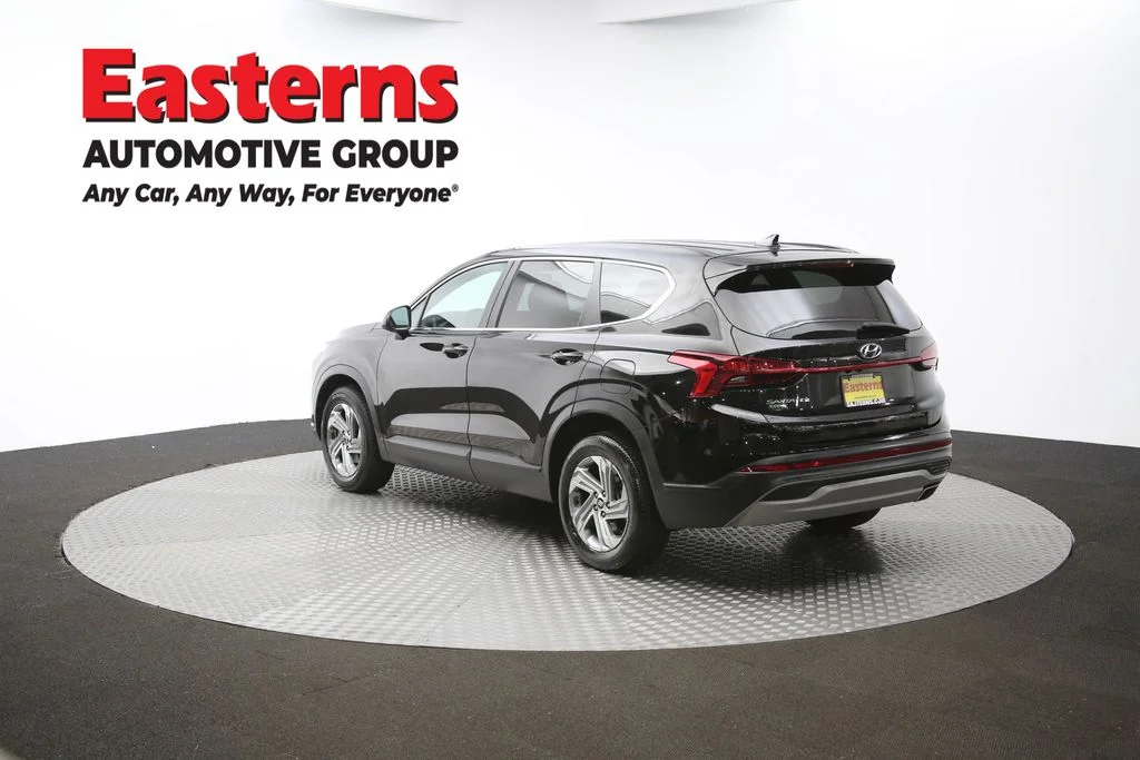 Used 2023 Black Hyundai SE image 61