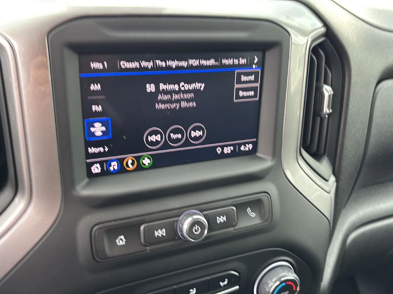 Used 2024 Summit White Chevrolet Custom image 26