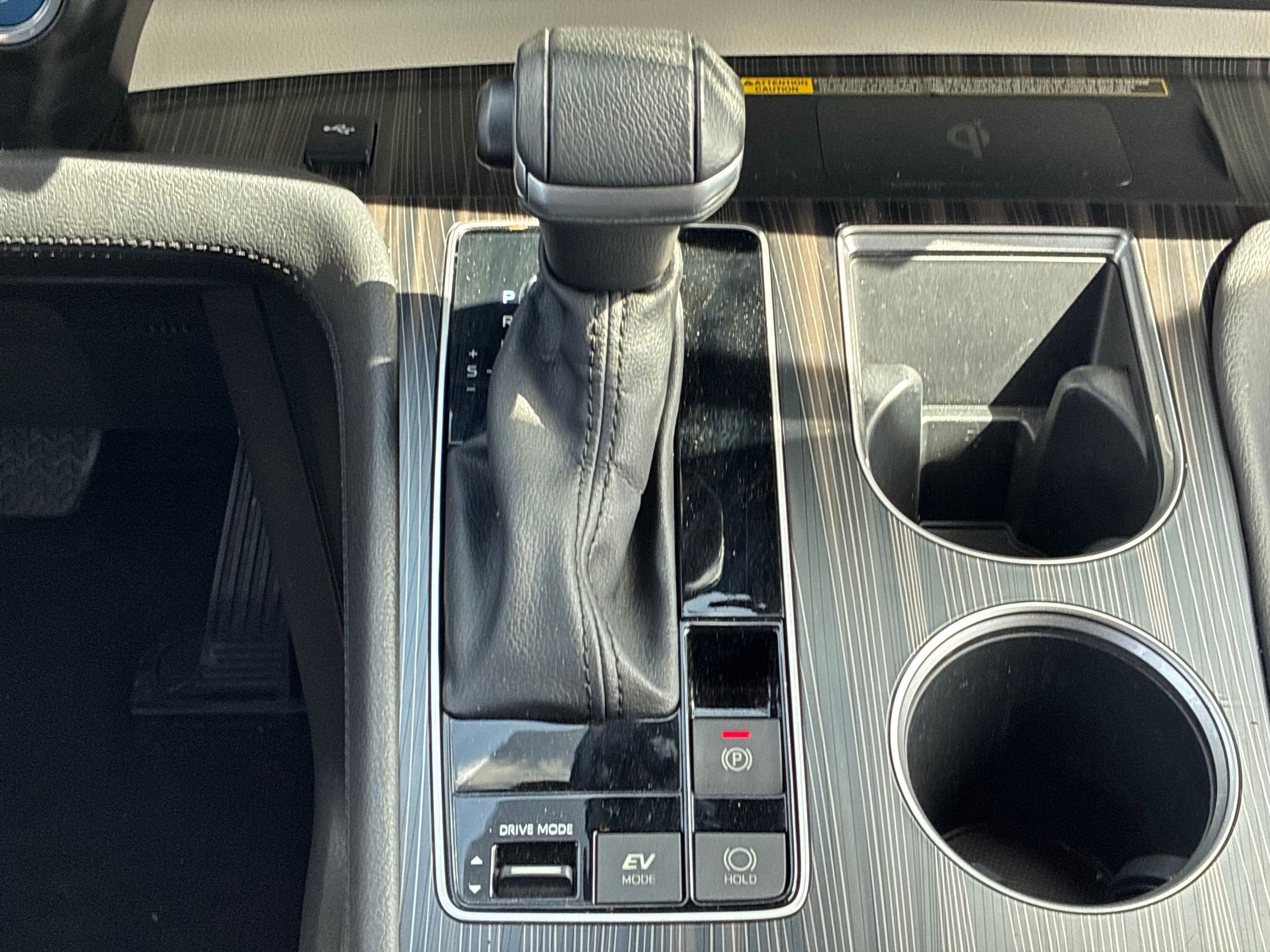 Used 2023 Ice Cap Toyota Platinum image 25