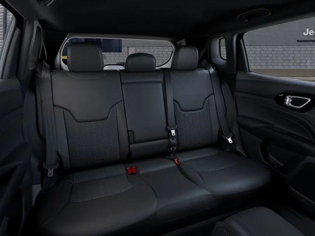 New 2026 Diamond Black Crystal Pearl-Coat Exterior Paint Jeep Trailhawk image 16
