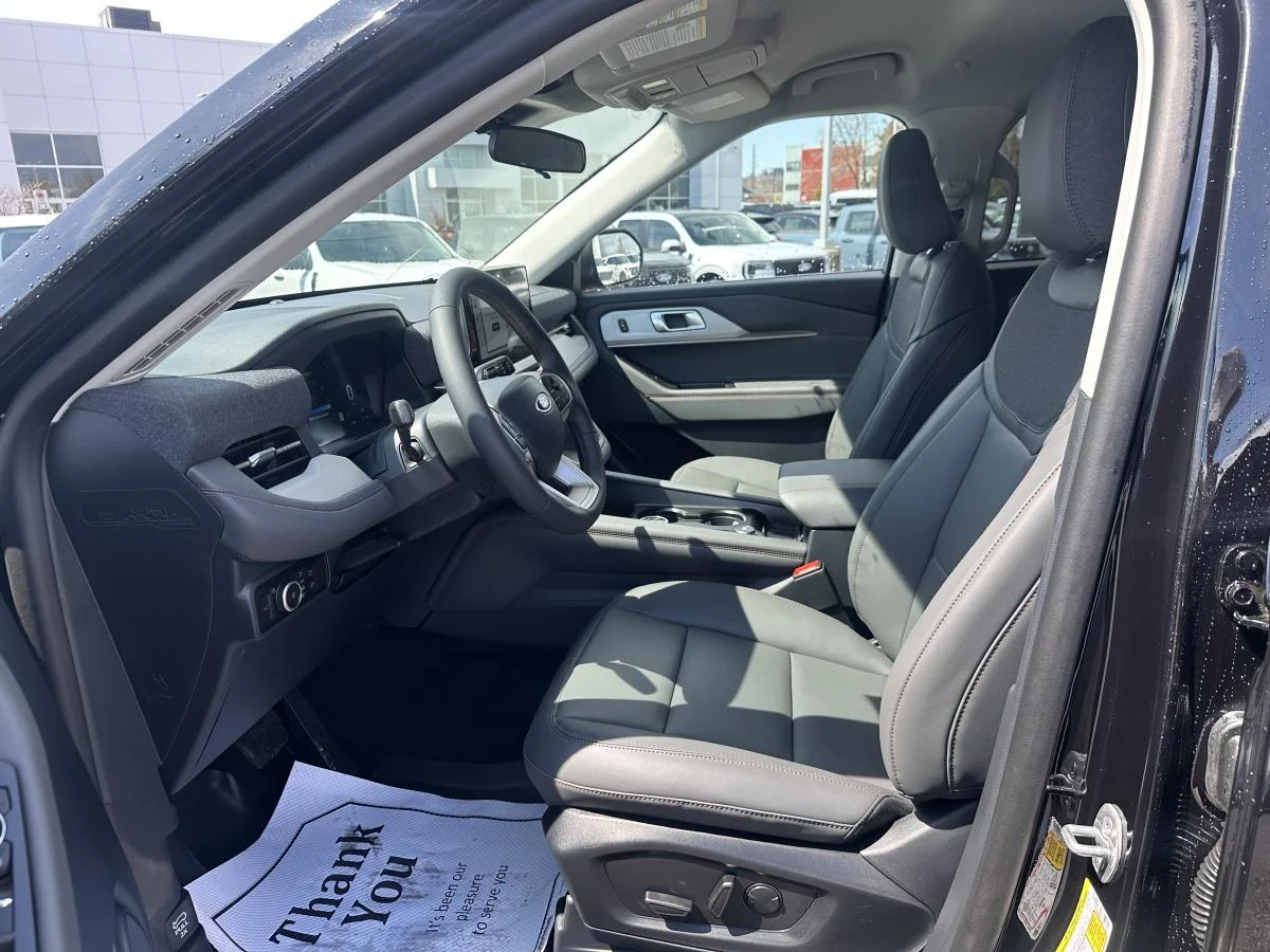 New 2026 Black Ford Active 200a Pkg image 11