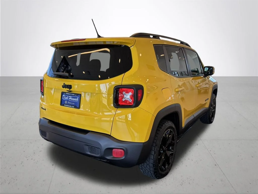 Used 2017 Yellow Jeep Latitude image 7