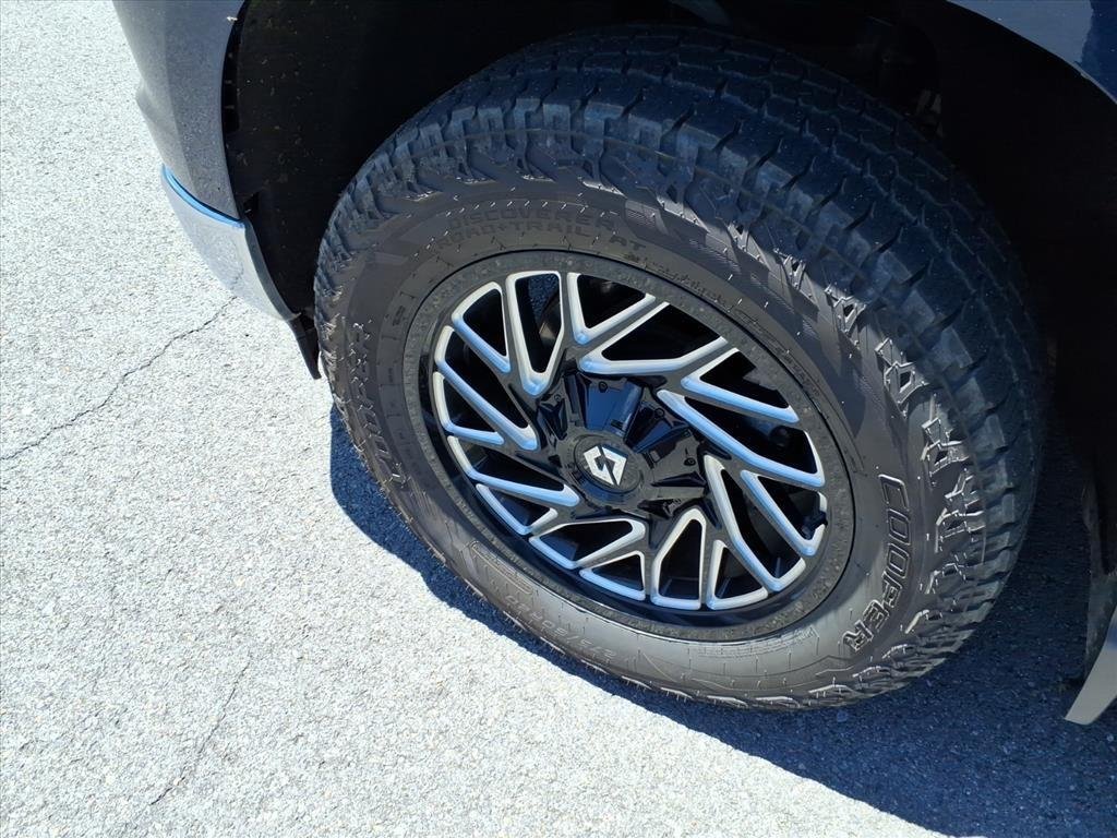 Used 2023 Northsky Blue Metallic Chevrolet LTZ image 7