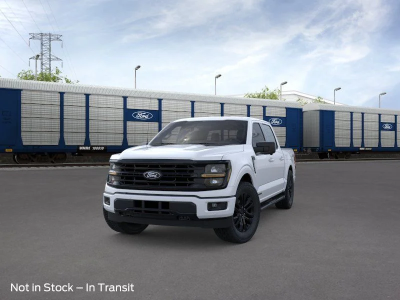 New 2026 Oxford White Ford XLT image 2