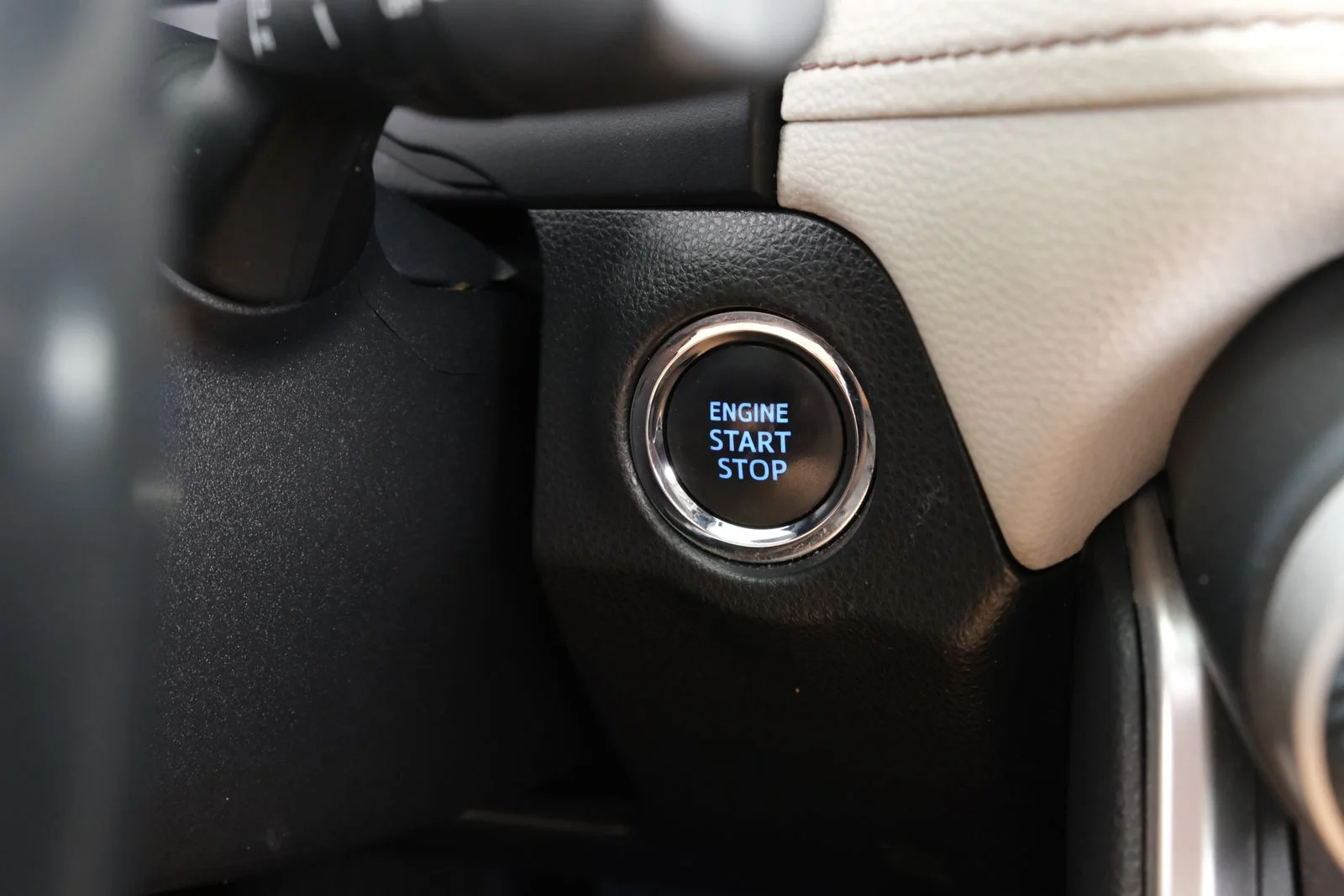 Used 2019 Silver Toyota Limited image 15