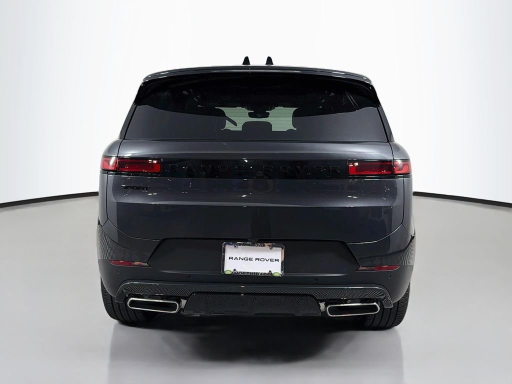 New 2027 Carpathian Grey Land Rover  SE P360 image 6