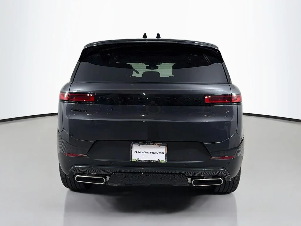 New 2027 Carpathian Grey Land Rover SE image 6