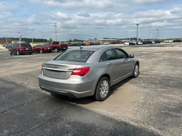 Used 2014 Billet Silver Metallic Clearcoat Chrysler LX image 3