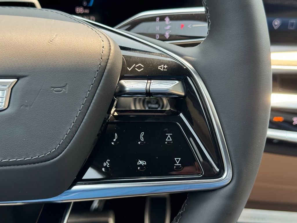 2025 Cadillac LYRIQ Luxury 3 - Photo 29