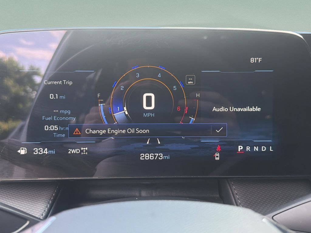 Used 2025 White Chevrolet LT image 14