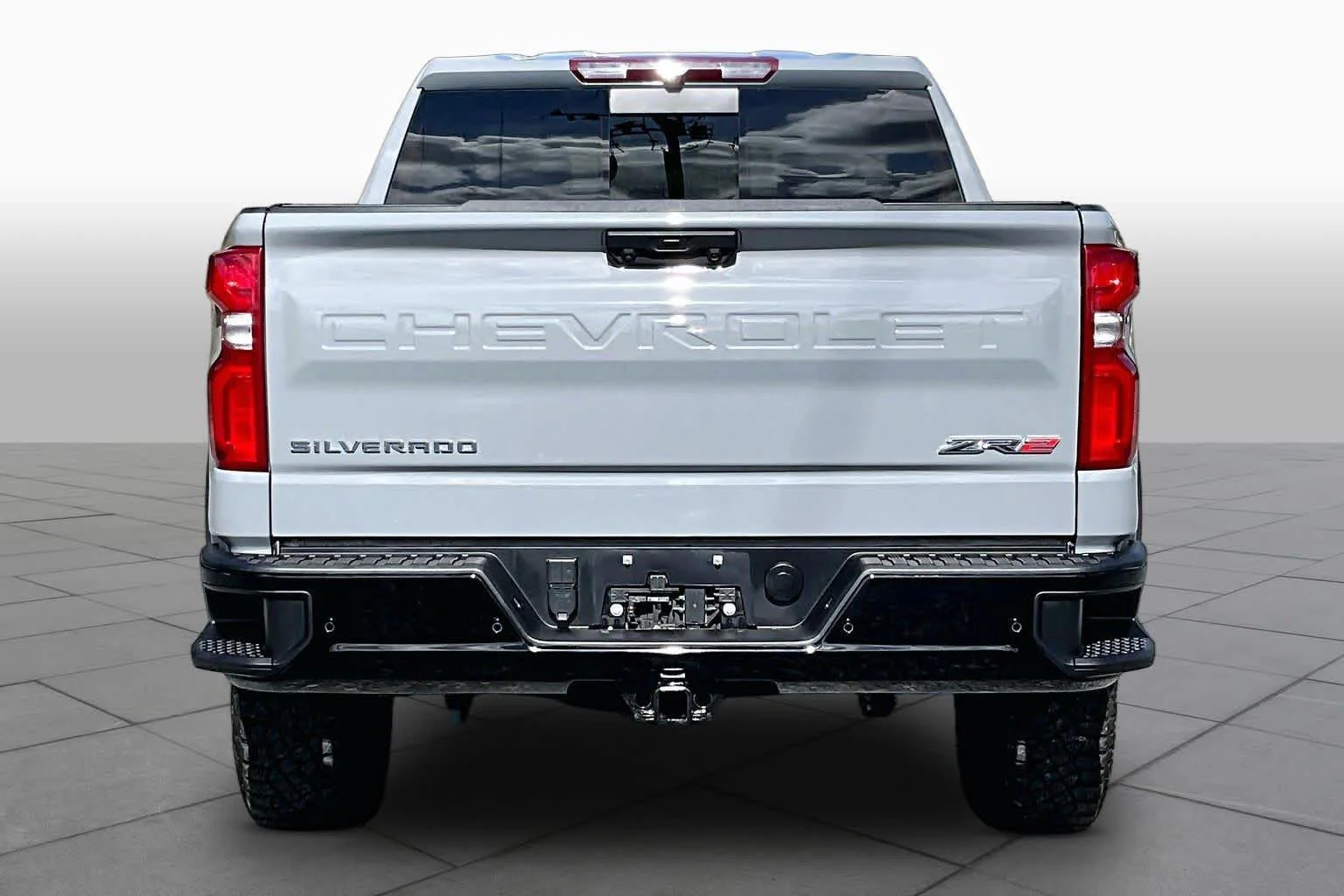 Used 2024 Slate Gray Metallic Chevrolet ZR2 image 5