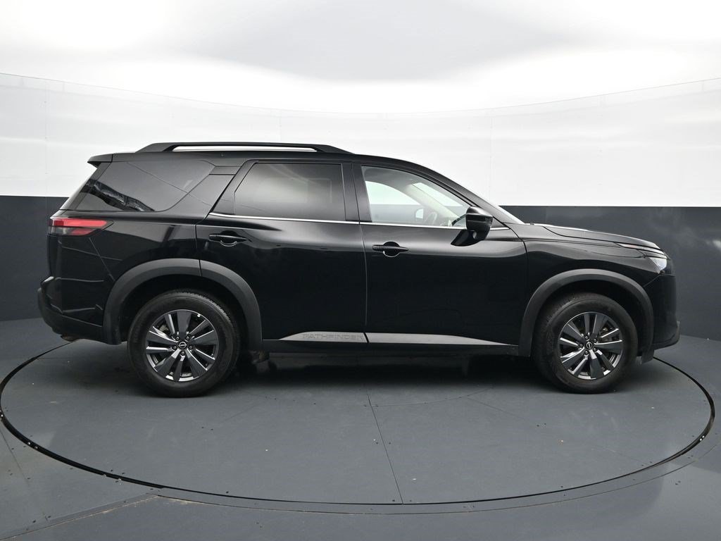 Used 2025 Super Black Nissan SV image 8