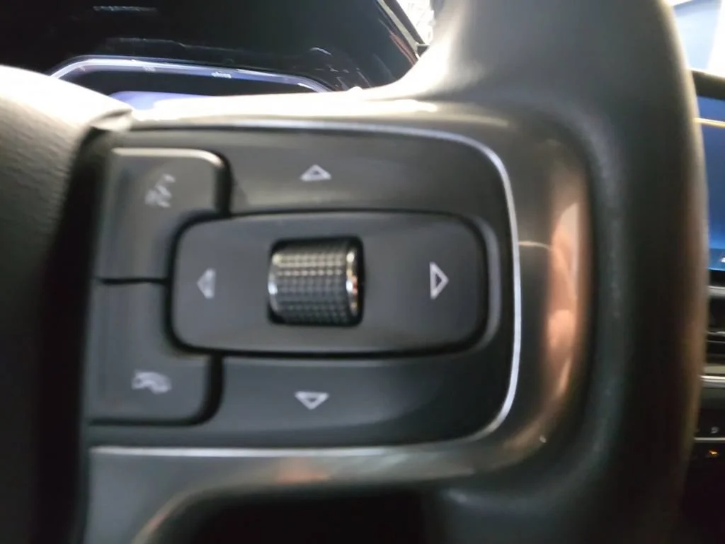 Used 2023 SUMMIT WHITE Chevrolet LT Trail Boss image 19