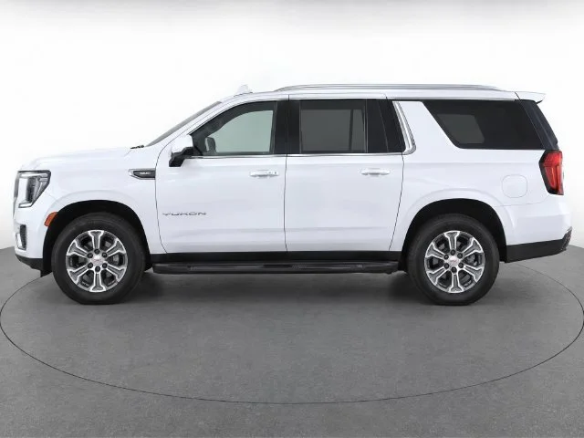 Used 2023 SUMMIT WHITE GMC Denali image 7