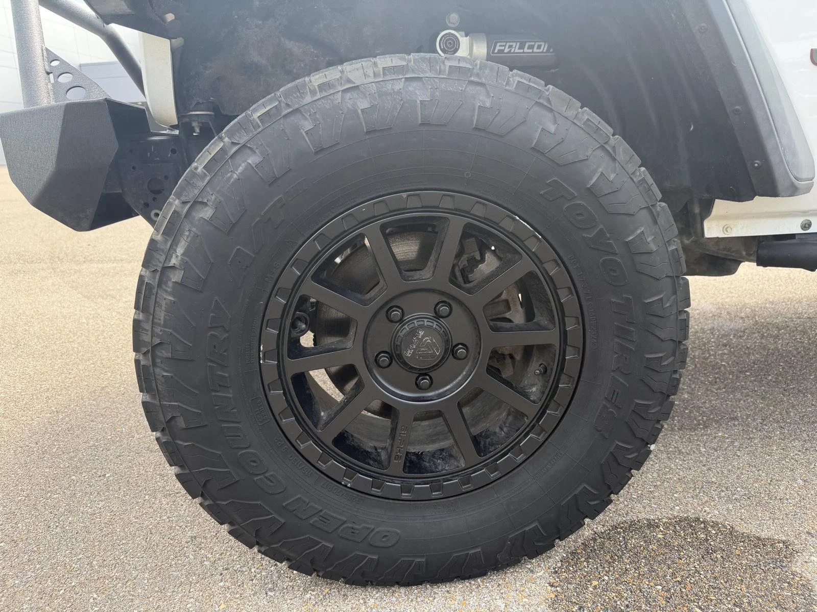 Used 2020 Bright White Clearcoat Jeep Rubicon image 25