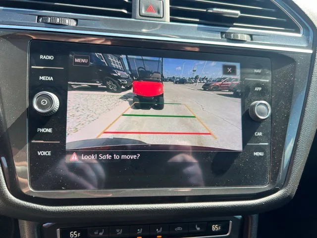 Used 2019 Red Volkswagen 2.0T SEL Premium image 22