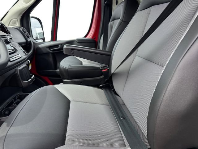 New 2026 Flame Red Clear-Coat Exterior Paint Ram Low Roof image 12