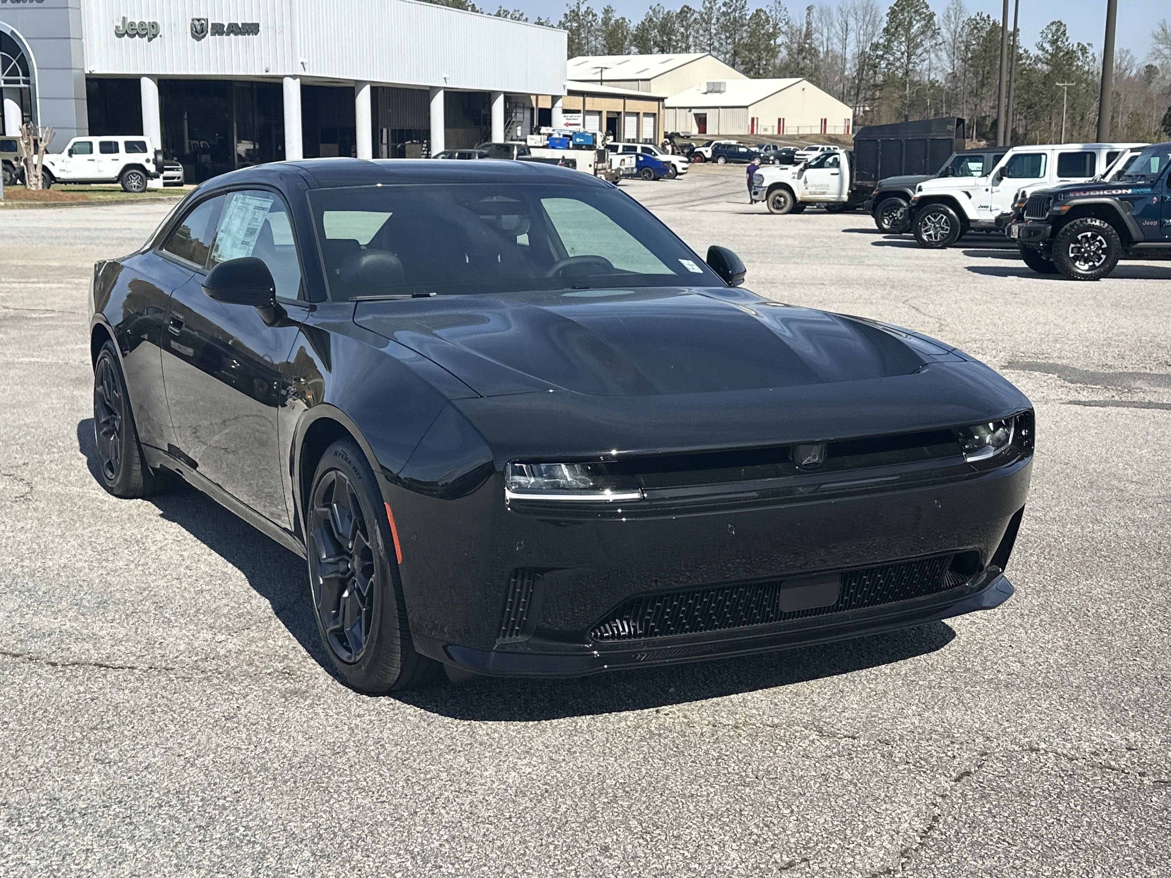 2025 Dodge Charger Daytona R/T - Photo 2