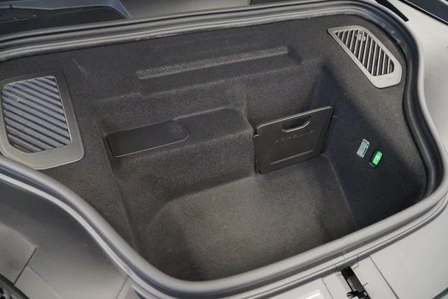 2026 Porsche Macan Base - Photo 14