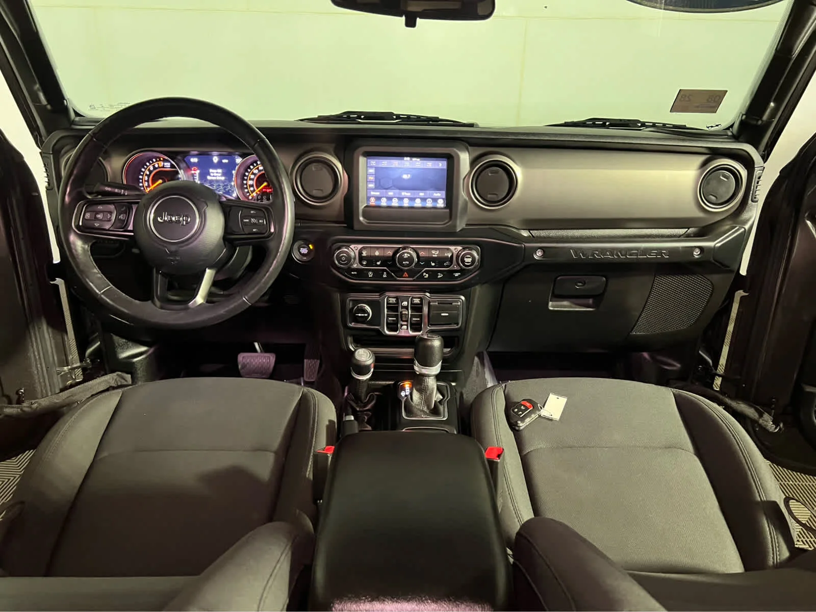 Used 2019 Granite Crystal Metallic Clearcoat Jeep Sport S image 10