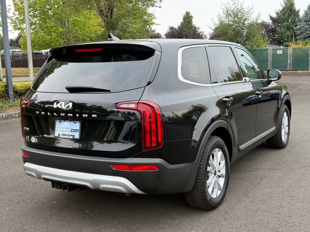 Used 2022 Ebony Black Kia LX image 8