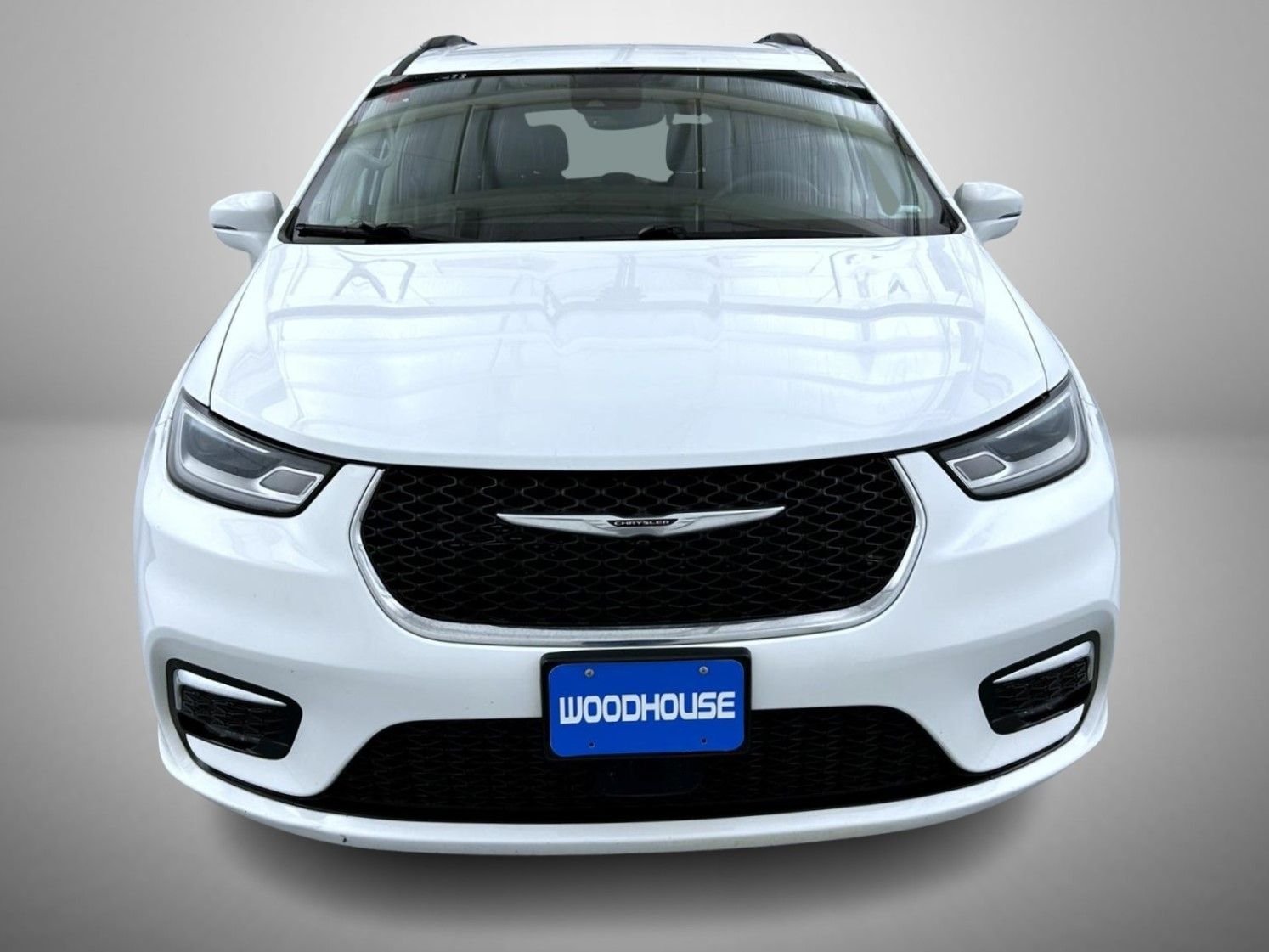 Certified Used 2022 White Chrysler Touring L image 2