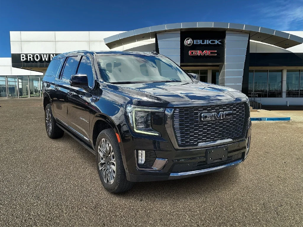 Used 2024 Onyx Black GMC Denali Ultimate image 1