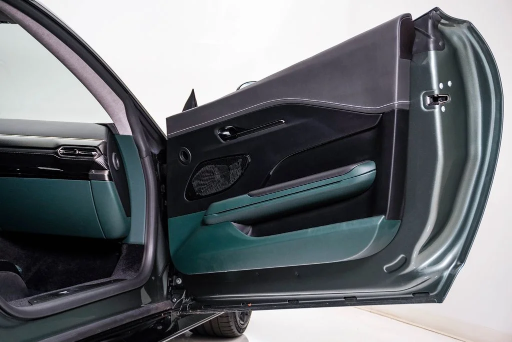 Used 2025 Q Chiltern Green Aston Martin Coupe image 20