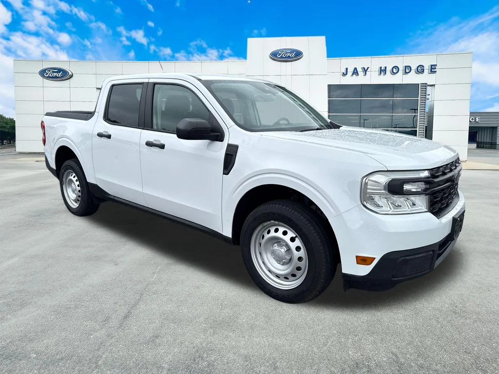 2023 Ford Maverick XL AWD's photo
