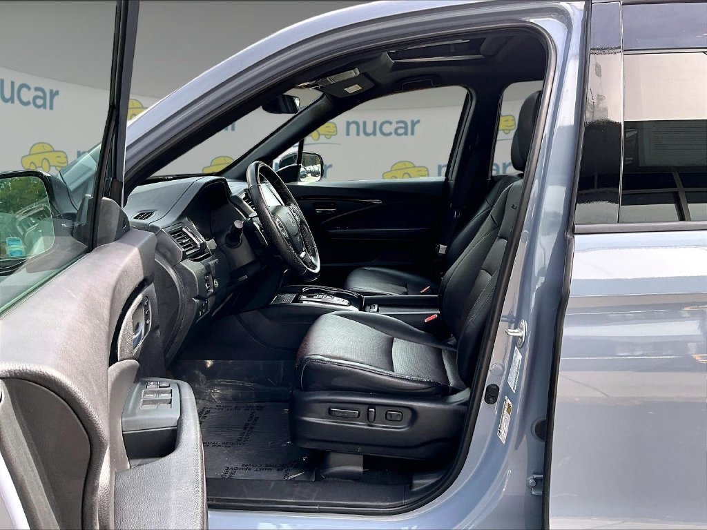 Used 2023 Gray Honda Black Edition image 12
