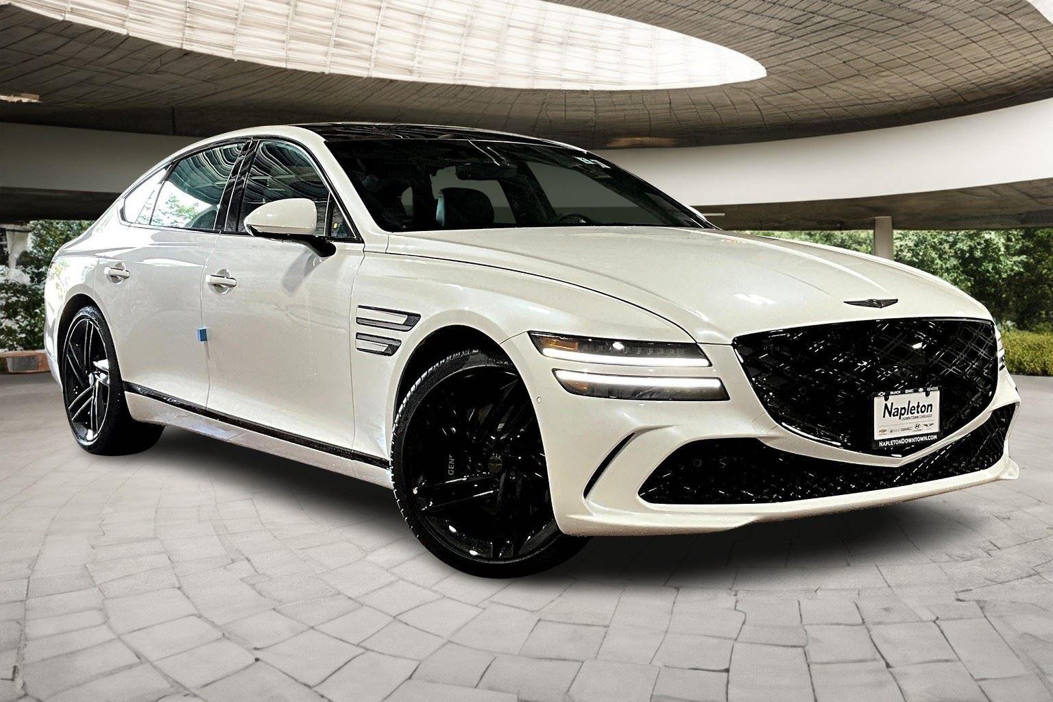 New 2026 Uyuni White Genesis 3.5T PRESTIGE BLACK image 2