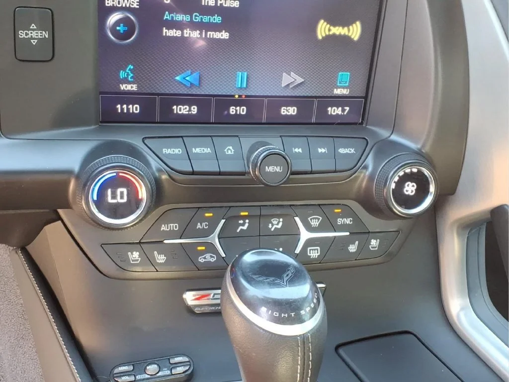 Used 2015 ARCTIC WHITE Chevrolet Z06 3LZ image 7