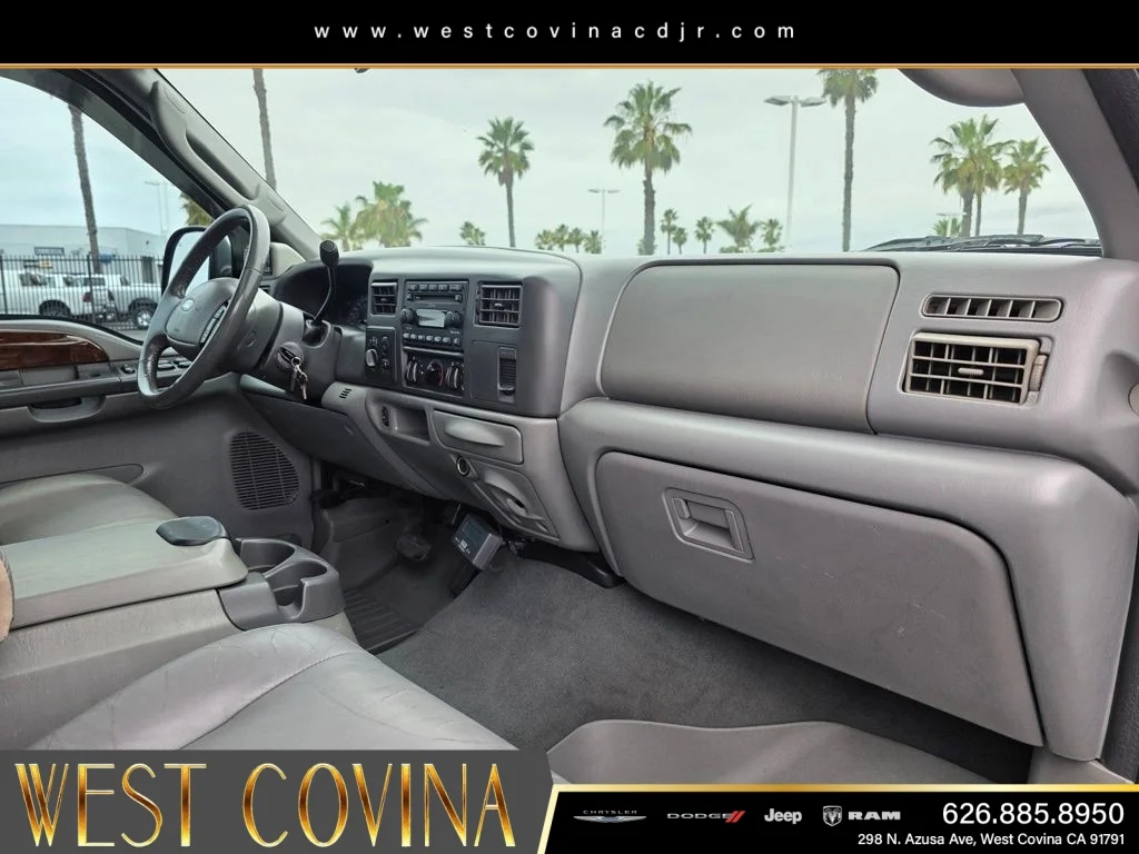 Used 2004  Ford Lariat image 19