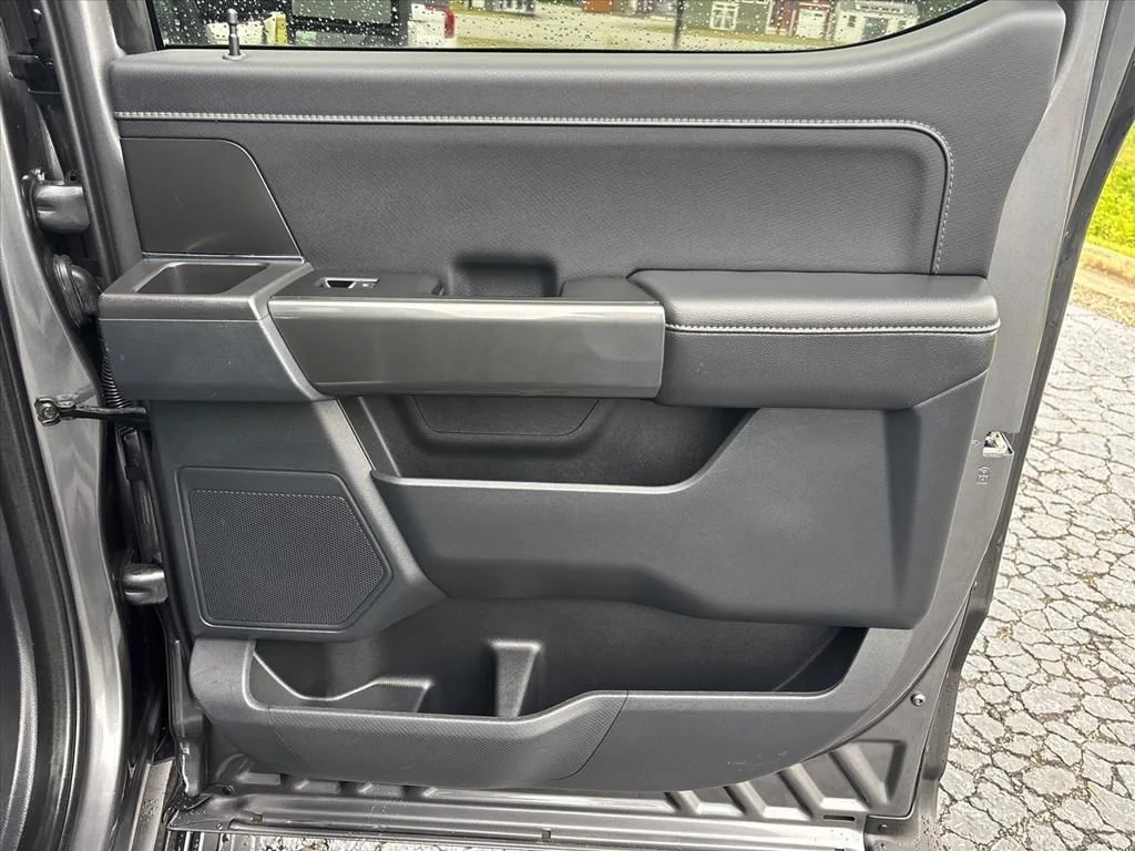 Used 2023 Gray Ford XLT image 16