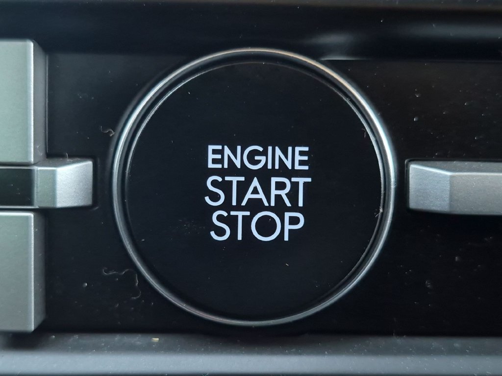 Certified Used 2025 Gray Hyundai XRT image 17