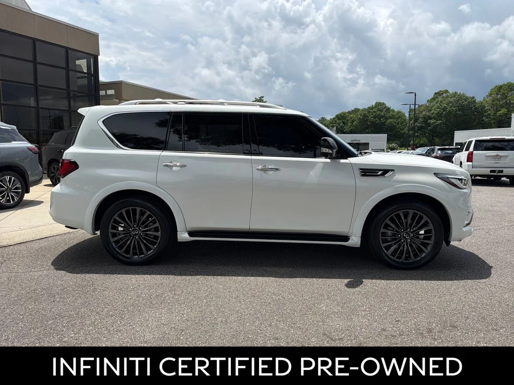 Certified Used 2024 Moonstone White INFINITI Sensory image 14