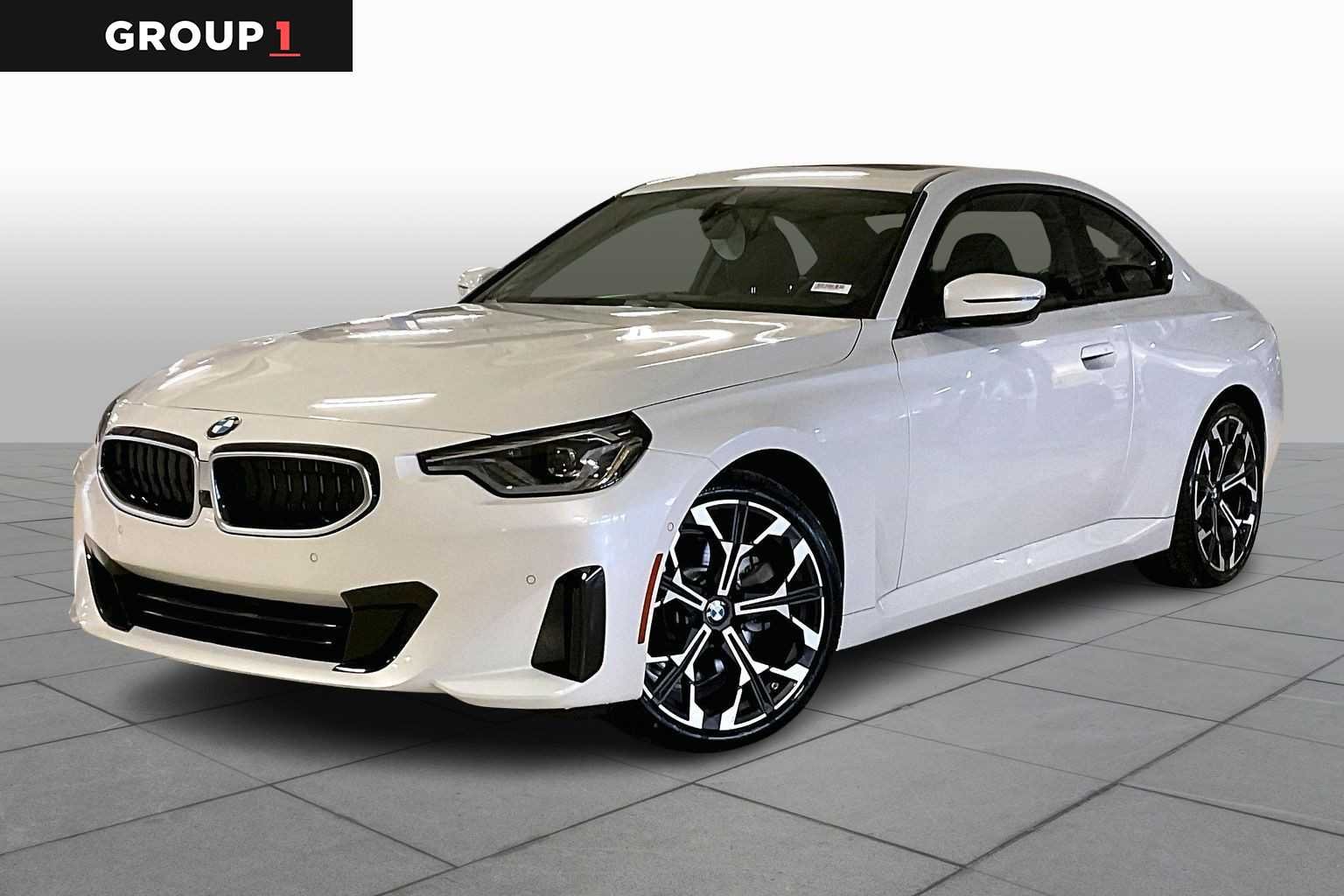 2026 BMW 230i 230i