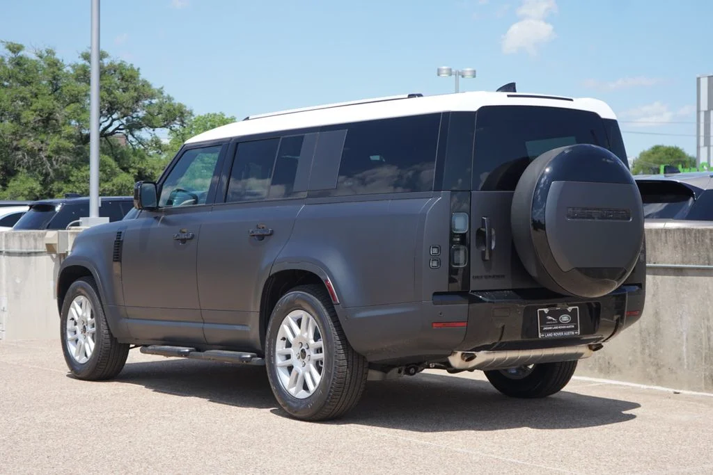New 2026 Gray Land Rover S image 5