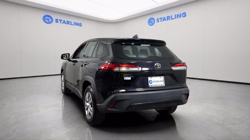 2023 Toyota Corolla Cross L - Photo 6