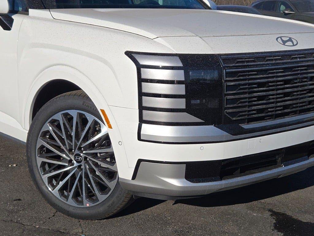 New 2026 White Hyundai Calligraphy AWD image 3
