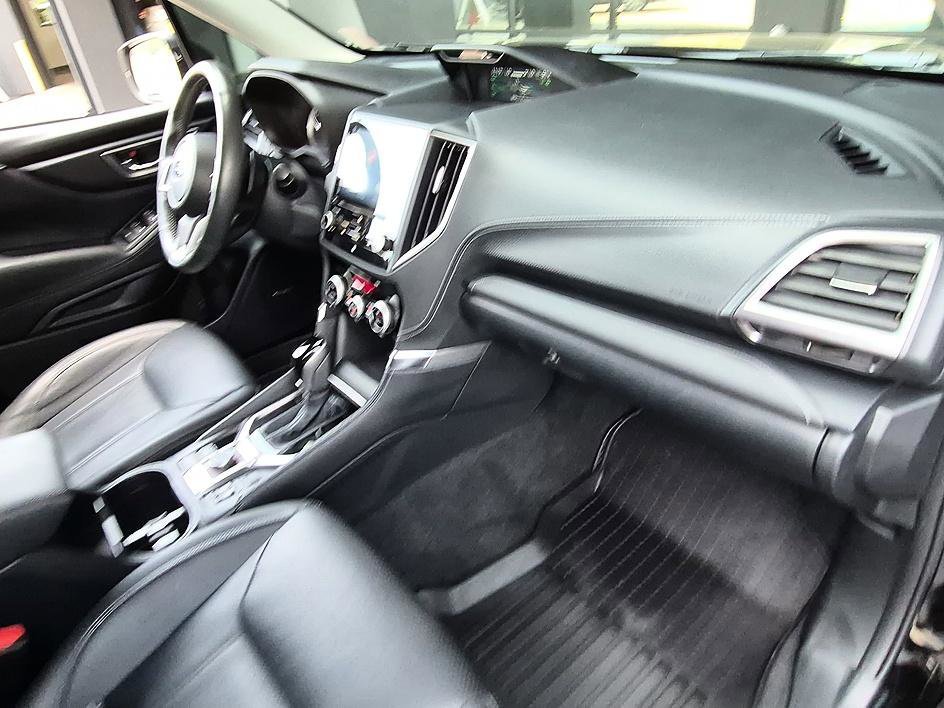 Used 2022 Crystal Black Silica Subaru Touring image 36