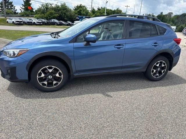 Used 2018 Blue Subaru 2.0i Premium image 10