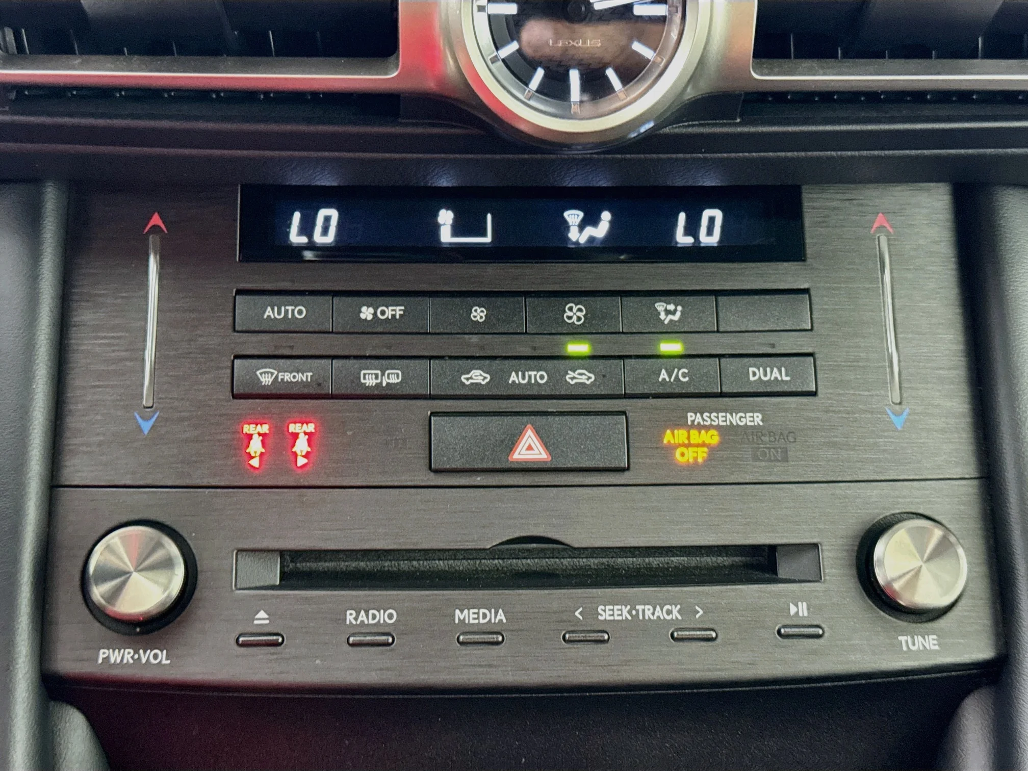 Used 2020  Lexus F Sport image 15